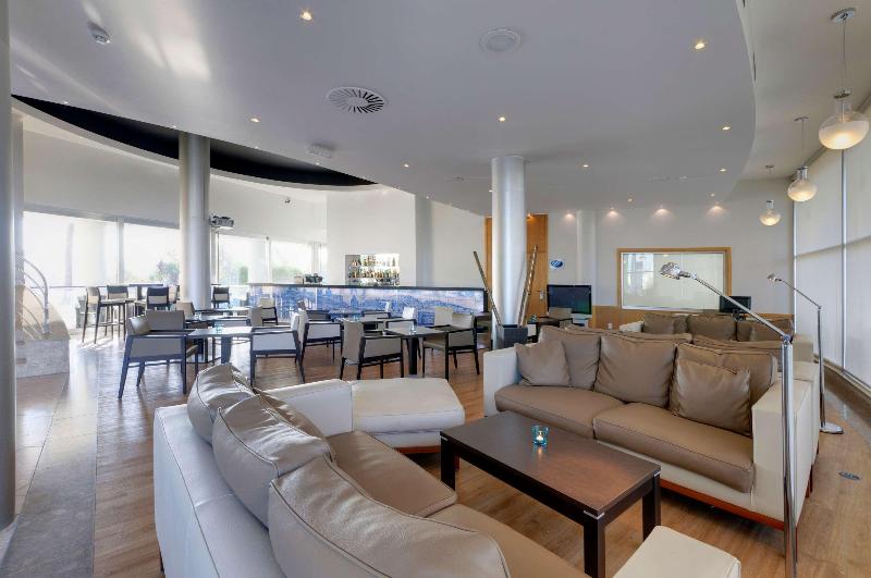Tryp Porto Expo Hotel - Lobi