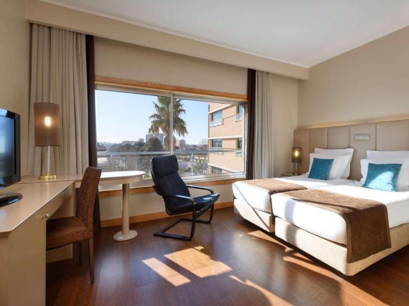 Tryp Porto Expo Hotel - Oda