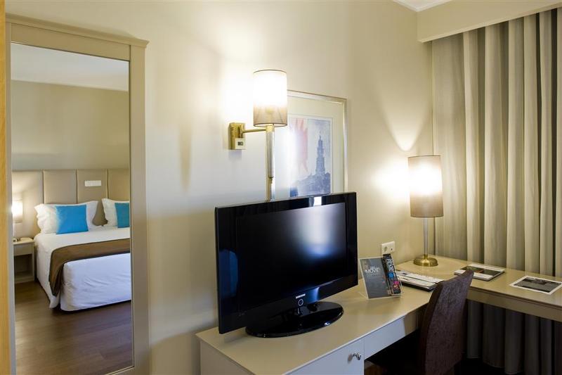 Tryp Porto Expo Hotel - Oda