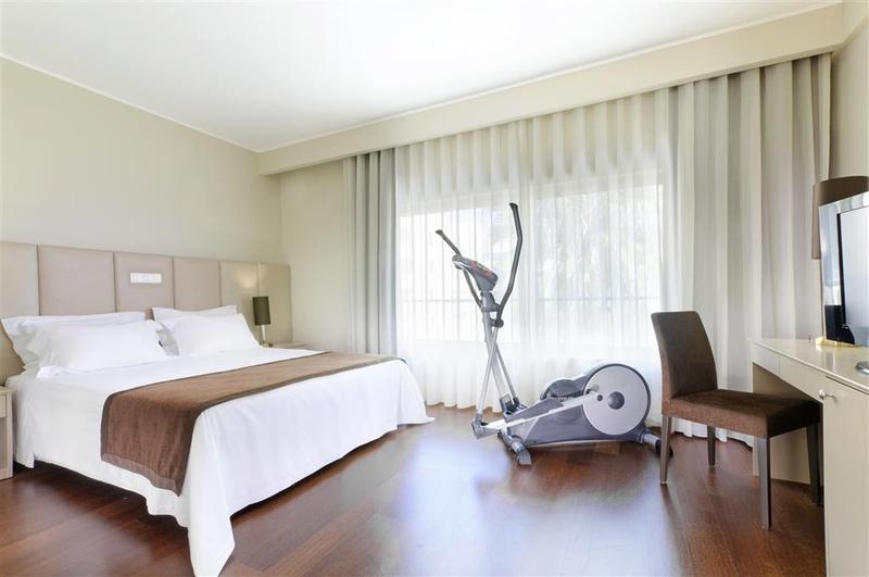 Tryp Porto Expo Hotel - Oda