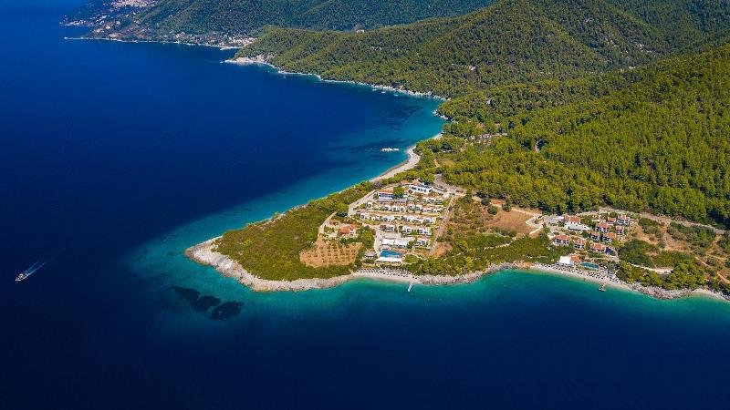 Adrina Beach Axte - Genel