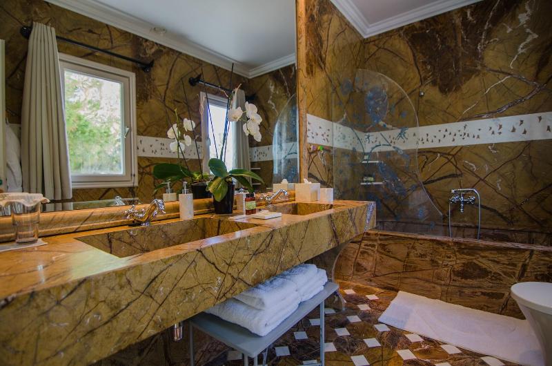 Agalia Luxury Suites - Oda