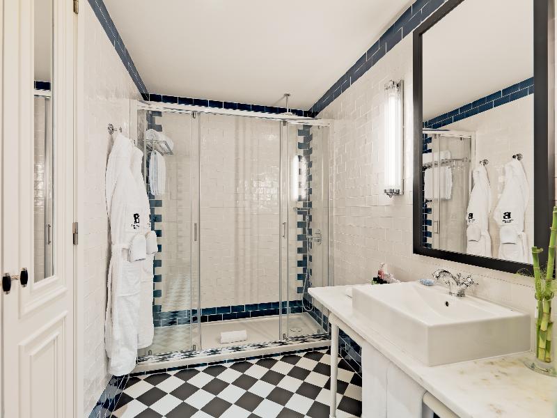 H10 Duque De Loule - Oda