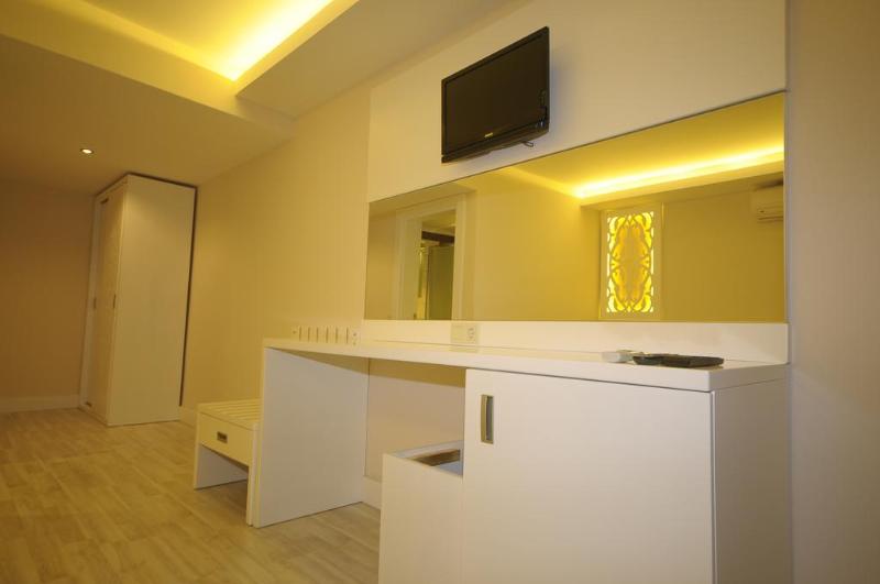 Aura Boutique Hotel - Oda