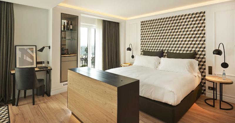 The Serras Hotel Barcelona - Oda