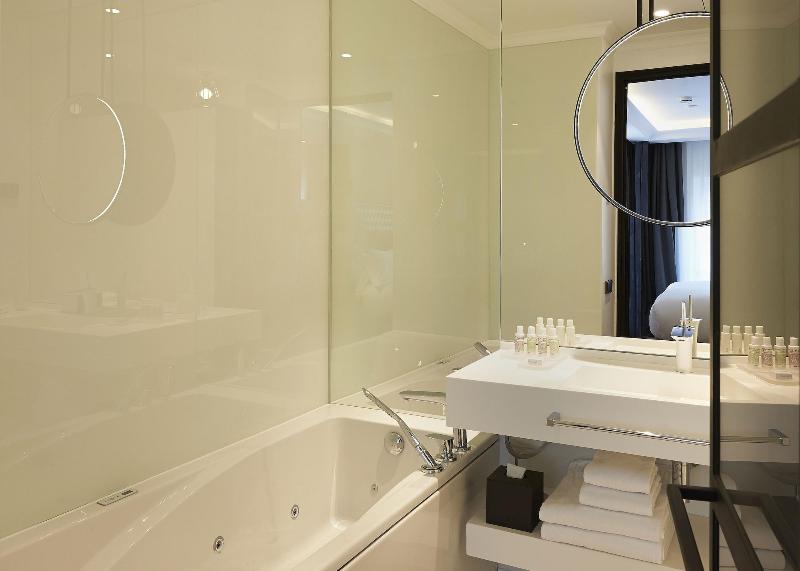 The Serras Hotel Barcelona - Oda