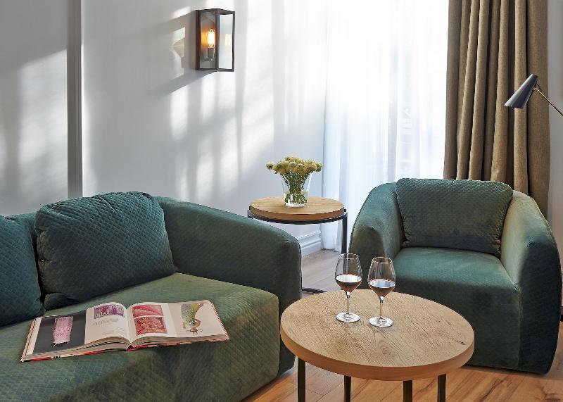 The Serras Hotel Barcelona - Oda