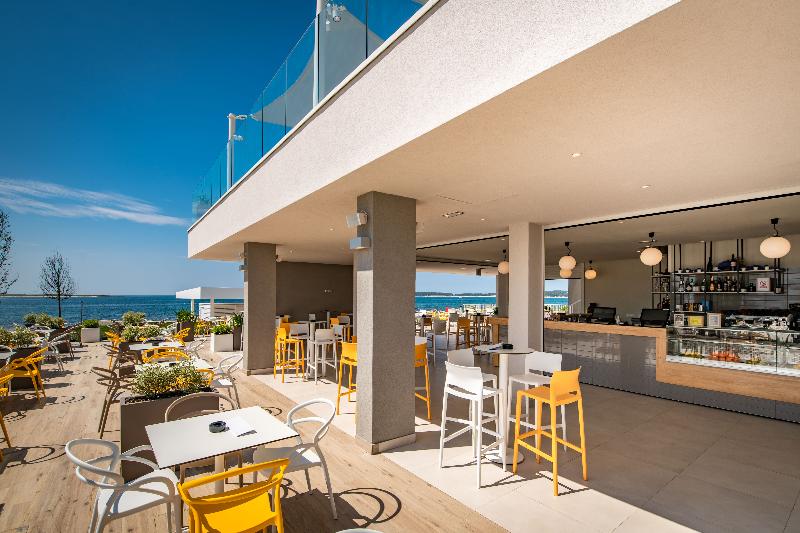 Kazela Apartments - Bar