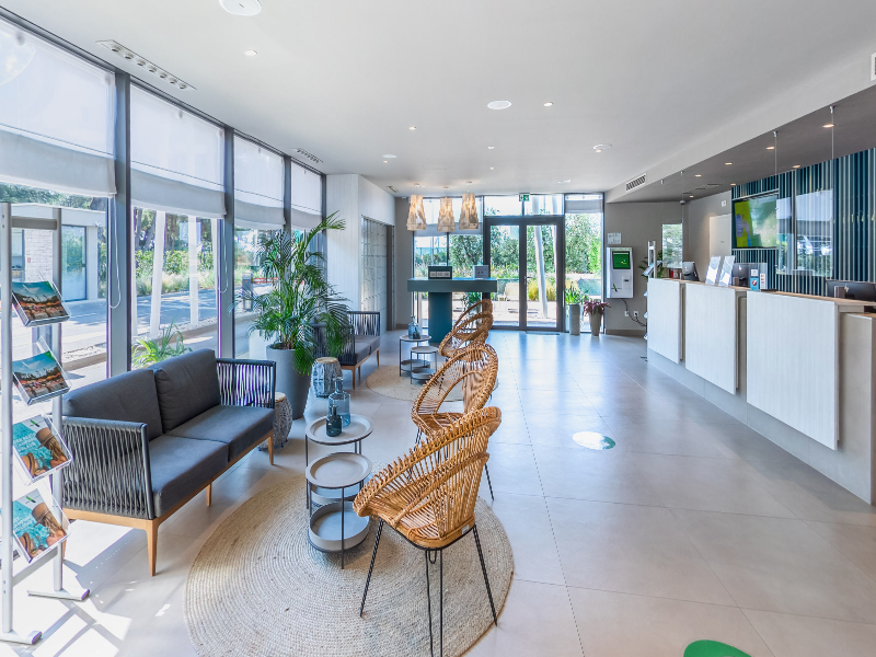 Kazela Apartments - Lobi