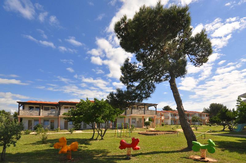Kazela Apartments - Aktivite