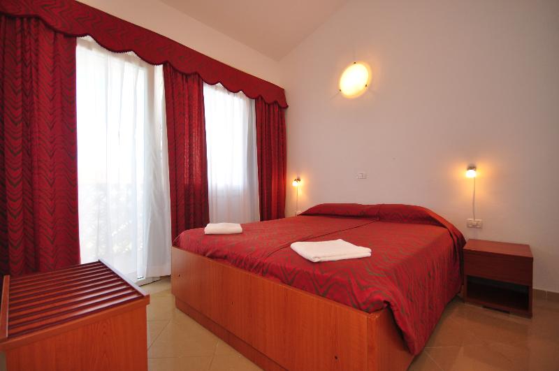 Kazela Apartments - Oda