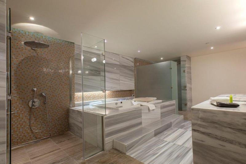 The Abdali Boulevard Hotel - Oda