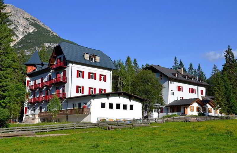 Croda Rossa Hotel otel fotoğrafı