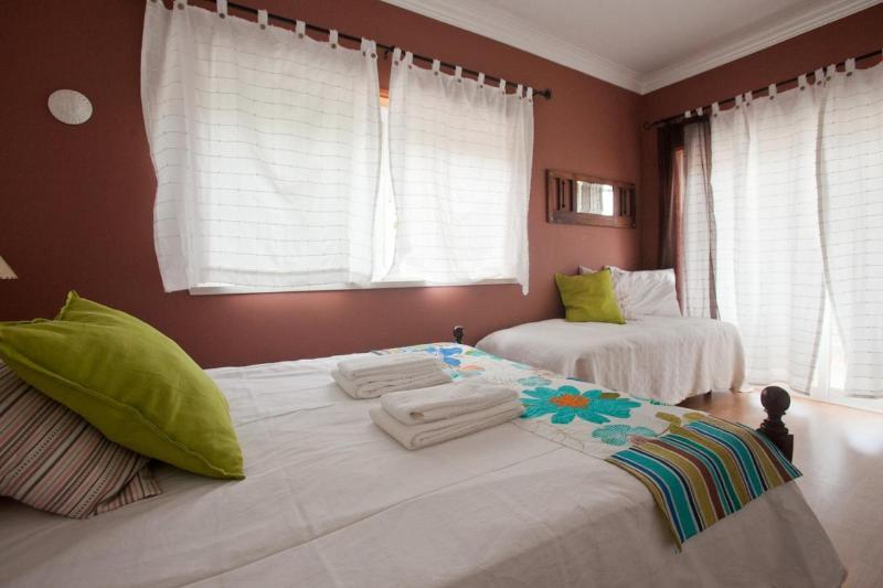 Ericeira Chill Hill Hostel & Private Rooms - Oda
