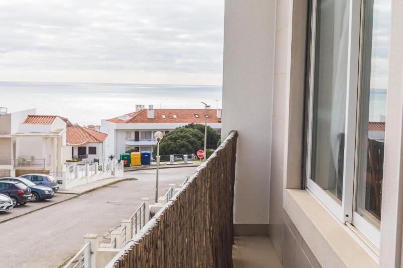 Ericeira Chill Hill Hostel & Private Rooms - Oda
