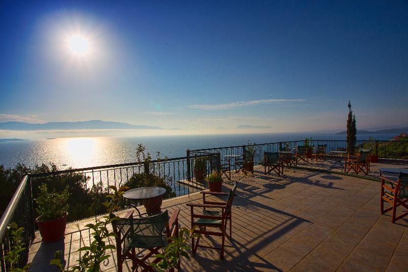 Aliki Hotel - Teras