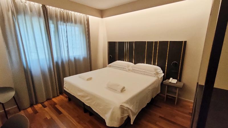 Plaza Hotel Catania - Oda