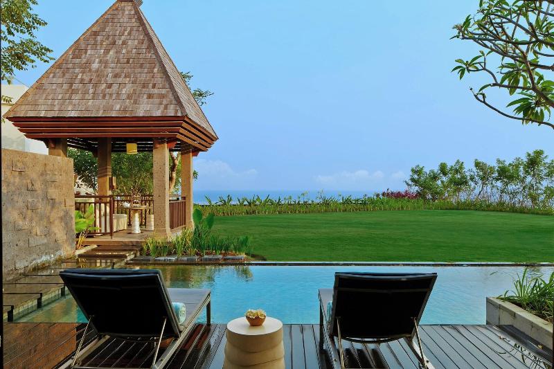 The Ritz-Carlton, Bali - Plaj