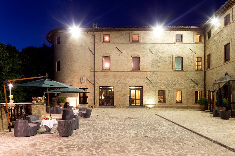 Castello di Baccaresca - Lobi