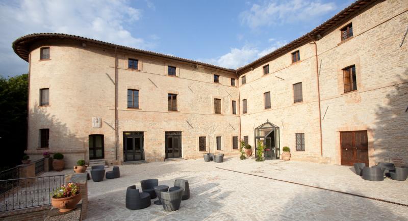 Castello di Baccaresca - Lobi
