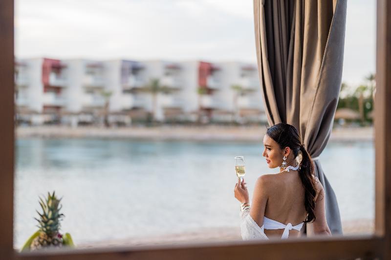 Sunrise Crystal Bay Resort -Grand Select- - Plaj