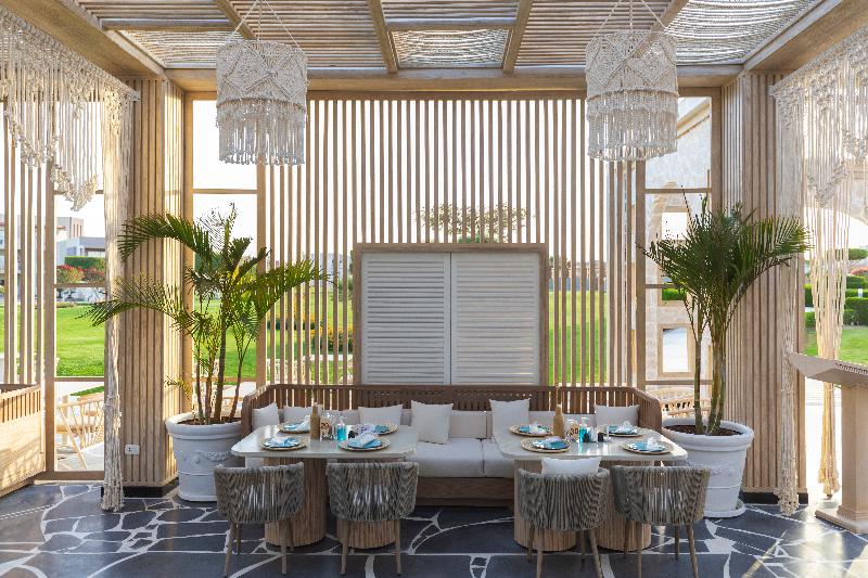 Sunrise Crystal Bay Resort -Grand Select- - Restoran