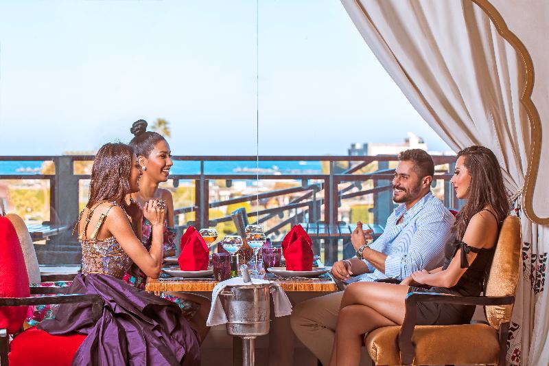 Sunrise Crystal Bay Resort -Grand Select- - Restoran