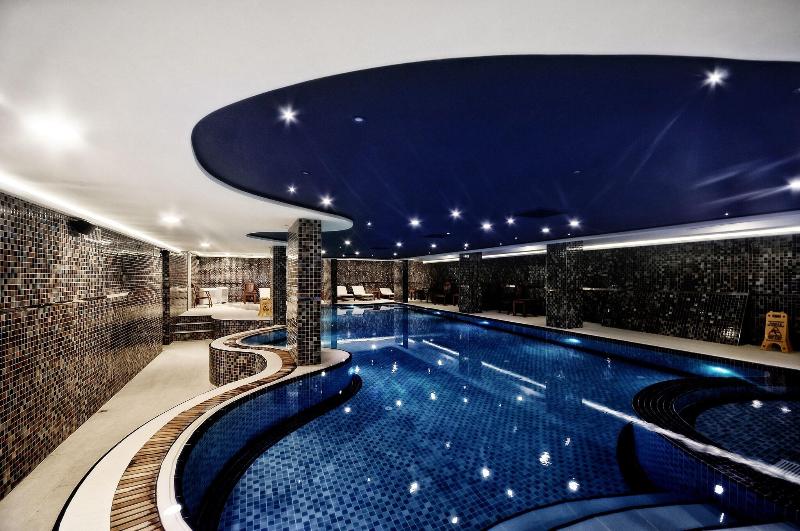 Royal Uzungöl Hotel Spa & Restaurant - Havuz