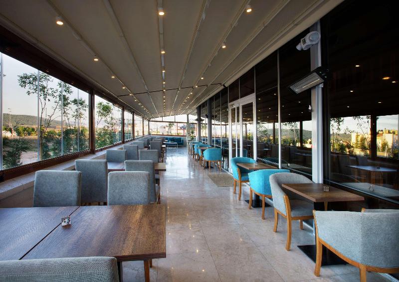 Hilton Garden Inn Kocaeli Sekerpinar - Restoran