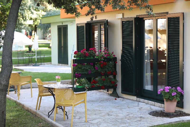 Mediterranean village San Antonio - Teras