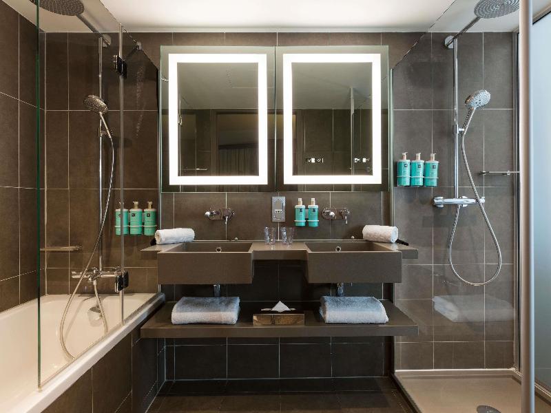 Novotel Paris Saint-Denis Stade Basilique - Oda