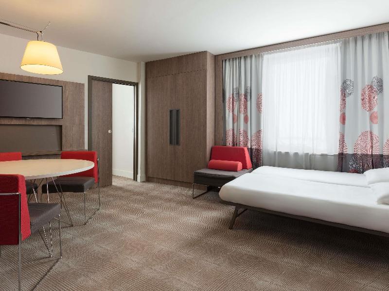 Novotel Paris Saint-Denis Stade Basilique - Oda