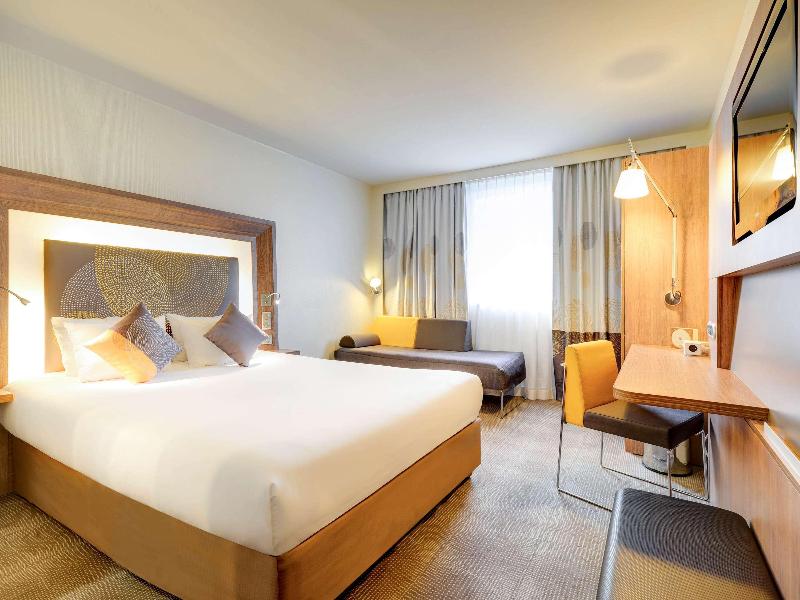 Novotel Paris Saint-Denis Stade Basilique - Oda