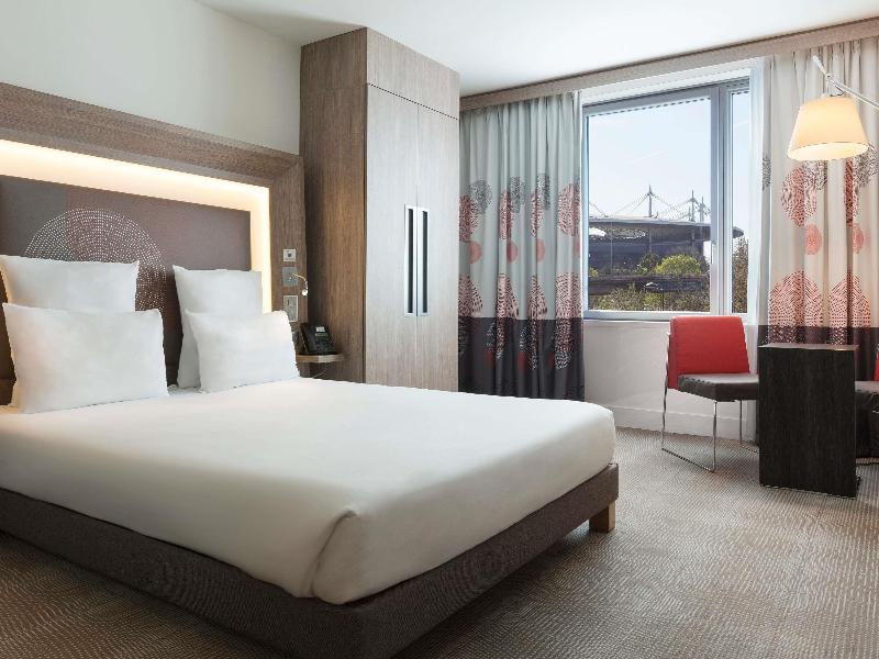Novotel Paris Saint-Denis Stade Basilique - Oda