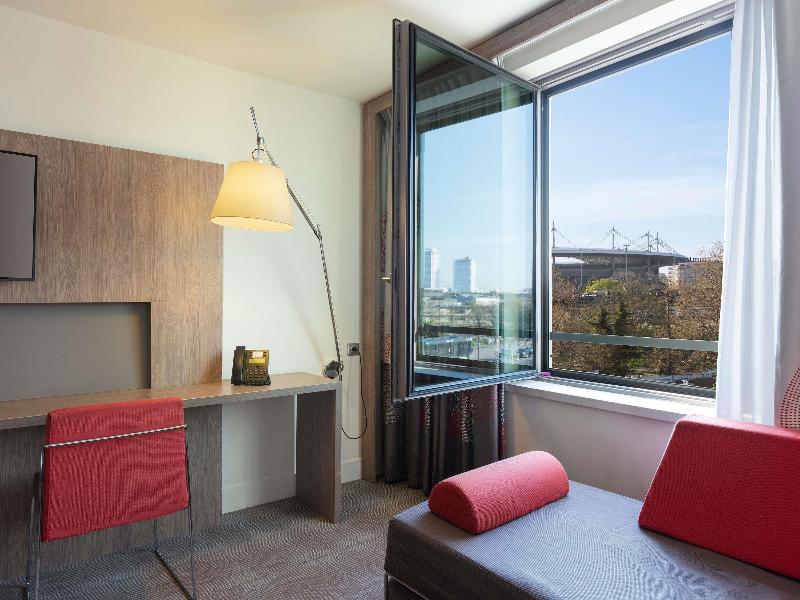 Novotel Paris Saint-Denis Stade Basilique - Oda