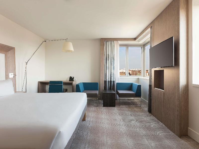 Novotel Paris Saint-Denis Stade Basilique - Oda