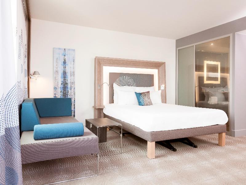Novotel Paris Saint-Denis Stade Basilique - Oda