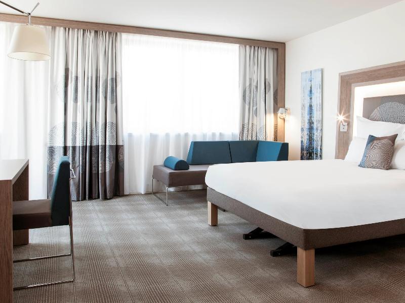 Novotel Paris Saint-Denis Stade Basilique - Oda