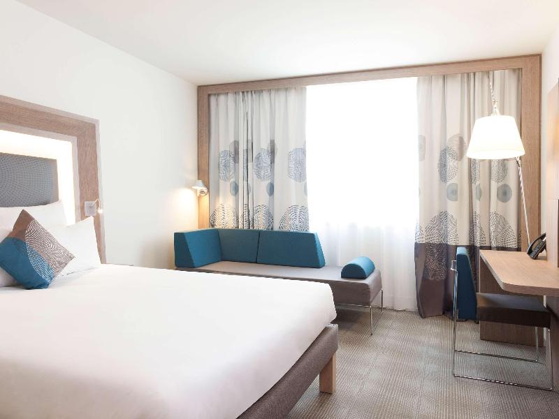 Novotel Paris Saint-Denis Stade Basilique - Oda