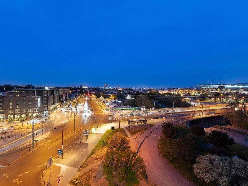 Novotel Paris Saint-Denis Stade Basilique - Oda