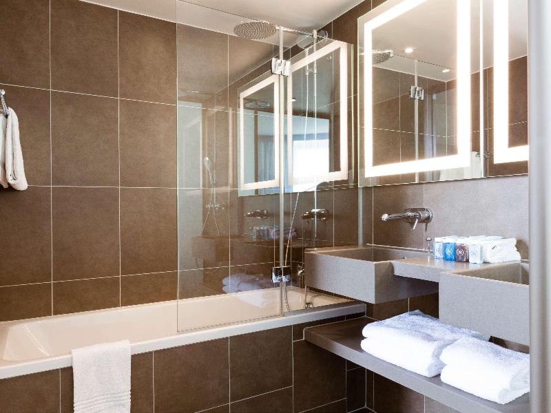 Novotel Paris Saint-Denis Stade Basilique - Oda