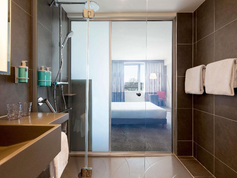 Novotel Paris Saint-Denis Stade Basilique - Oda
