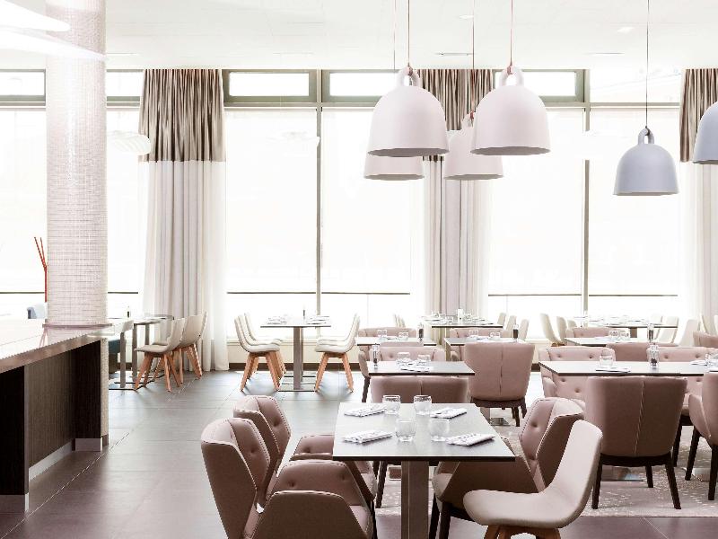 Novotel Paris Saint-Denis Stade Basilique - Restoran