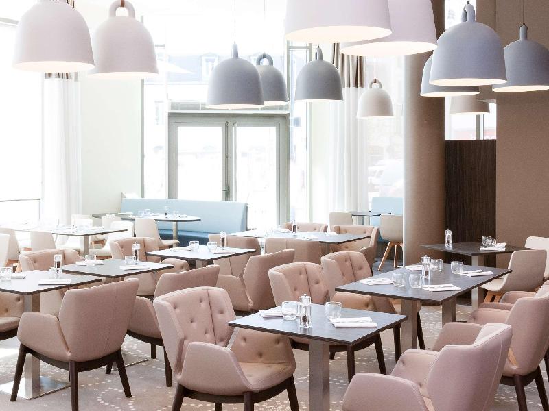 Novotel Paris Saint-Denis Stade Basilique - Restoran