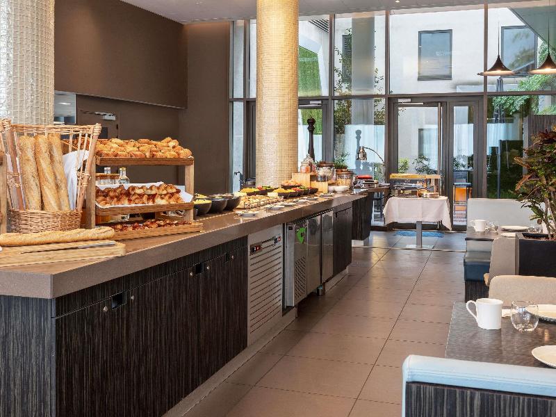 Novotel Paris Saint-Denis Stade Basilique - Restoran