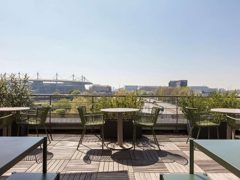 Novotel Paris Saint-Denis Stade Basilique - Teras