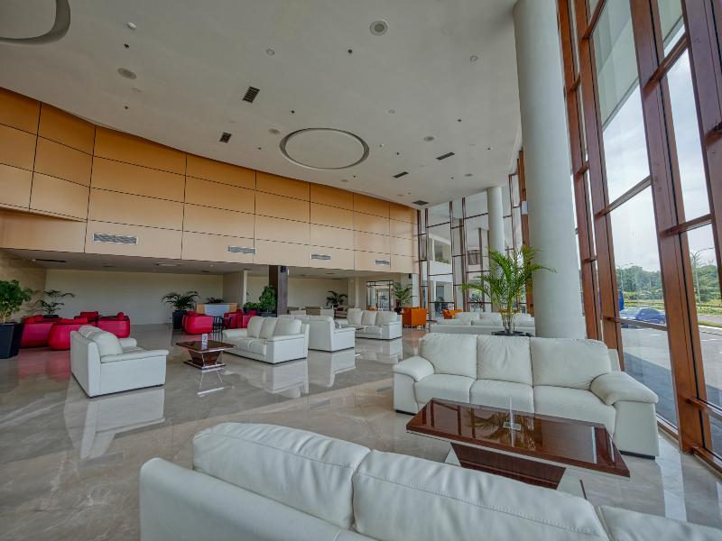 Grand Lagoi Hotel by Nirwana Gardens - Lobi