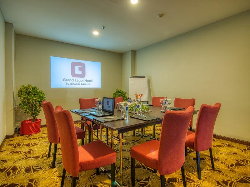Grand Lagoi Hotel by Nirwana Gardens - Toplantı