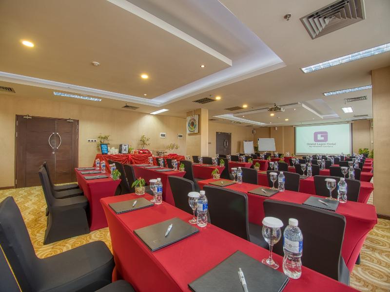 Grand Lagoi Hotel by Nirwana Gardens - Toplantı