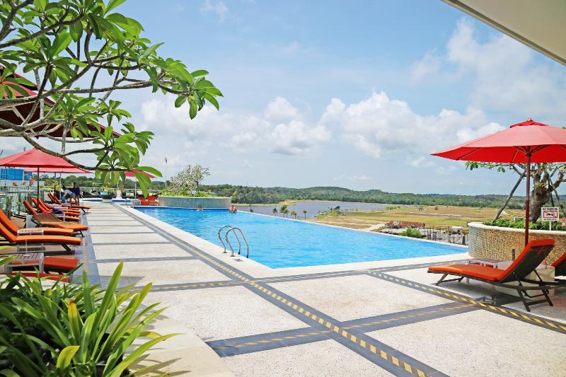 Grand Lagoi Hotel by Nirwana Gardens - Havuz